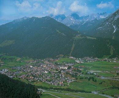 Blick auf Fulpmes. Bildrecht: TVB Stubaital 