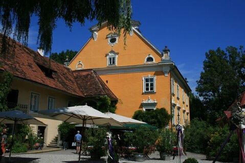 Schloss Gamlitz 