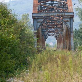 Verlassene Eisenbahnbrücke, Ćuprija