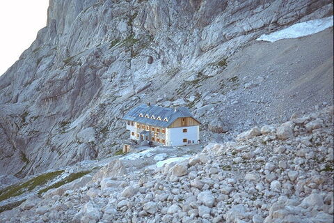 Adamekhütte