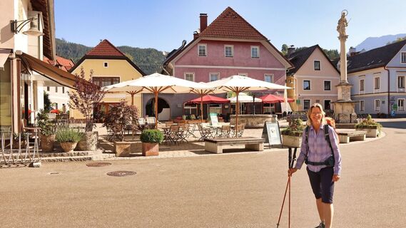 Wir starten am Hauptplatz in Mautern