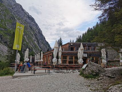 Höllentalangerhütte