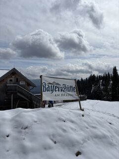 Foto von tiefblauesmeer entlang der Tour