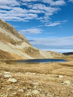 Fotografia z Simon Liranzo na trase