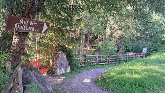 Wildschönau Holzweg Auffach.jpg