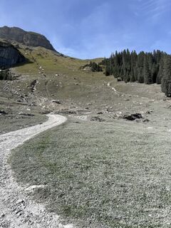 Fotografija s spletne strani F A 4 na poti