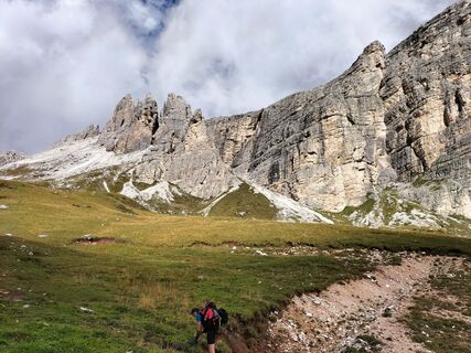 Photo de Maria Moro le long du parcours