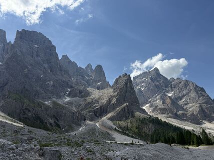 Fotografija s spletne strani Alessandro Naldini na poti