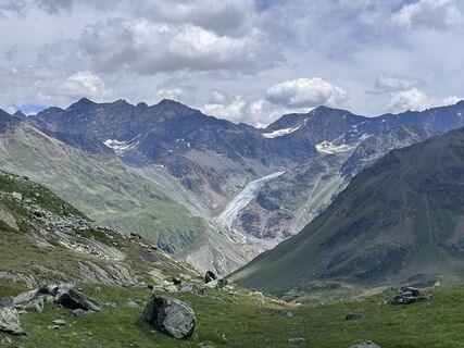 Photo de Emi le long du parcours