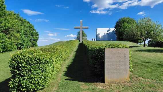 Türkenkreuz am Schlösselberg zur Erinnerung an die Türkenschlacht