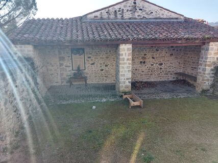 Fotografija s spletne strani François Demonne na poti