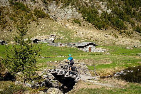 Mit dem MTB zur Barbara Lowrie Hütte