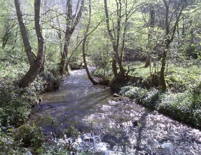 Fluss Durencuse Wanderung Chaos de la Balme