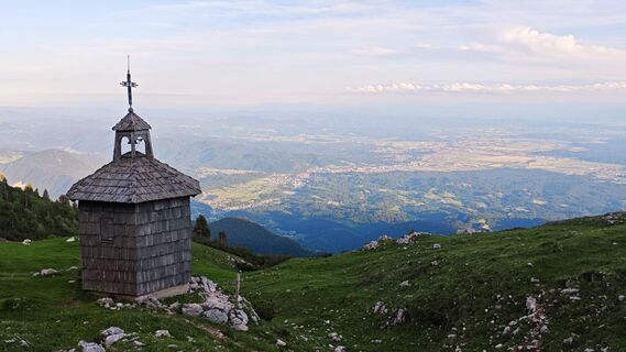 Fotografija s spletne strani Franca Škarja na poti