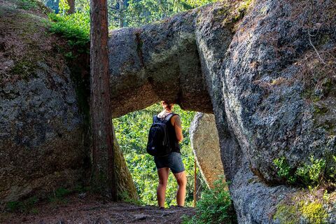 Bärentrail im Waldviertel - der neue Sidestep "Felsengarten", Steinerner Torbogen