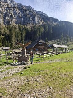 Fotografija s spletne strani Miha Gros na poti