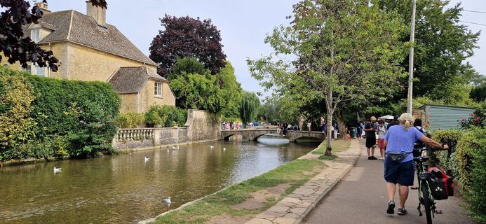 Fotografija s spletne strani Bernd Schmitt na poti