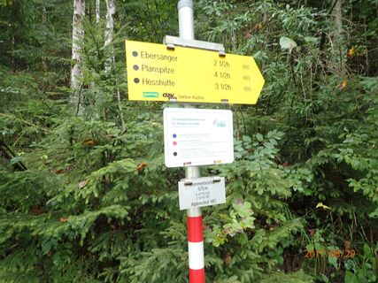 Wanderstart Aufstieg Wasserfallweg