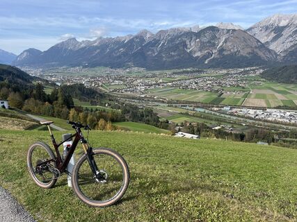 Fotografia z Helmut Schuchter na trase