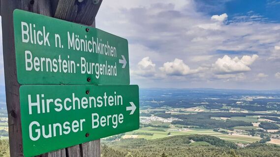 Die Aussicht auf der Ringwarte Hartberg