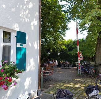 Woringer Bahnhof Gasthaus Biergarten