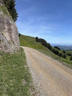 Fotografija s spletne strani Ewald Zweifel na poti