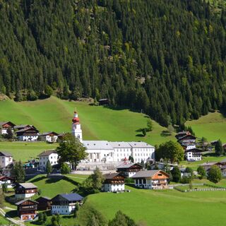 Blick auf Maria Luggau (Ausgangspunkt der Tour)