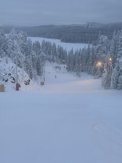 Zdjęcie z Snowboard-BS wzdłuż trasy