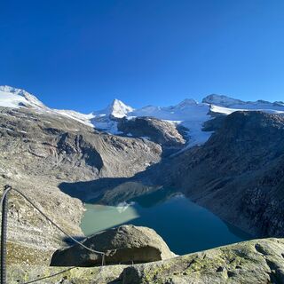 Klettersteig mit dem großen Geiger im Hintergrund