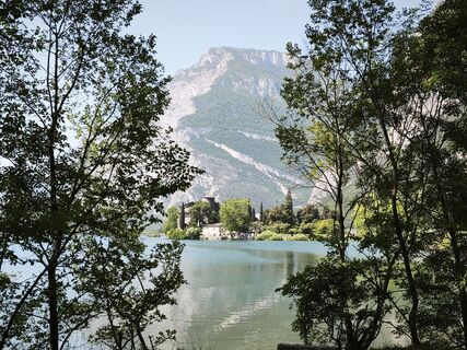 Fotografija s spletne strani Lucio Belliboni na poti