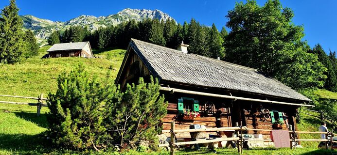 Ardning, Karleckrunde