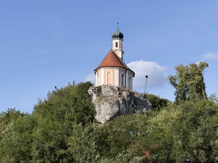 Fotografija s spletne strani Schaali na poti