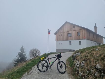 Foto von Grizli entlang der Tour