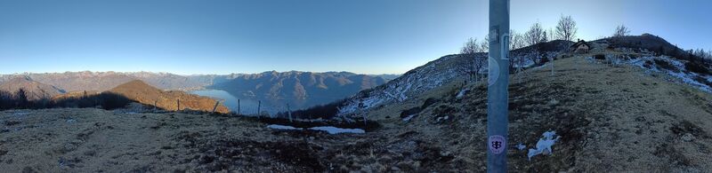 Foto da Urs Huebscher lungo il tour