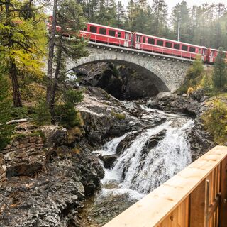 Cascada da Bernina