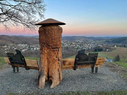 Königsthron an der Burgruine Windeck