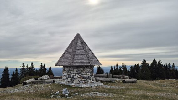 Fotografija s spletne strani Andreas Maier 2009 na poti