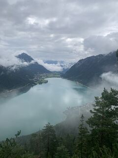 Fotografie de la Guenther Ploederl de-a lungul turului