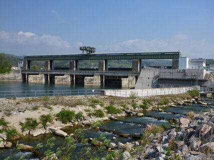 Stauwehr des Rheinkraftwerks Albbruck-Dogern