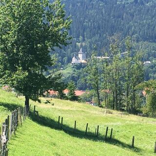 Blick auf Friesach vom "Alten Gaisbergweg"