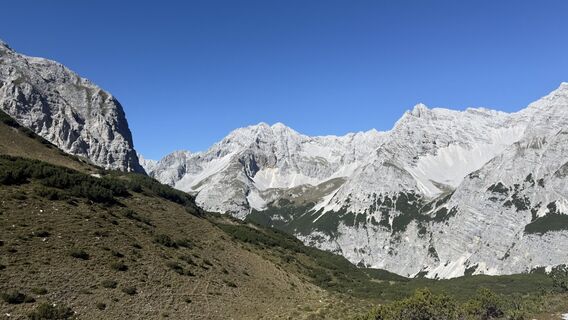 Foto van Klaus Pinter langs de tour