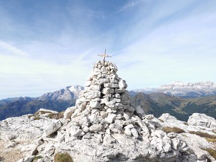 Fotografija s spletne strani Vida Burja na poti