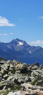 Photo de Sandra Schlatter le long du parcours