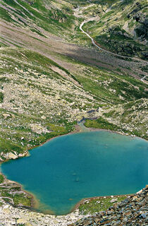 Der Calosso-See und der Verva-Pass.
