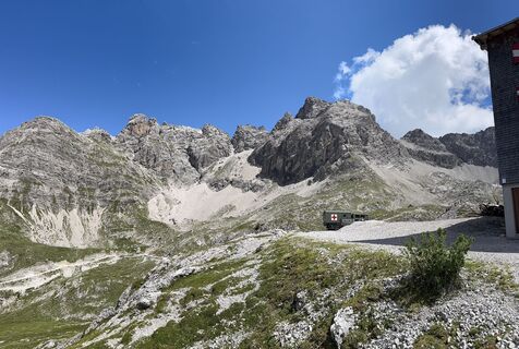 Fotografija s spletne strani Holo na poti