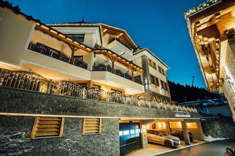 Theresia Suites