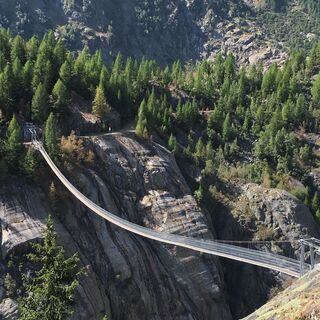 Blick auf die Aspi-Titter-Brücke