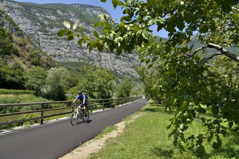 Radeln im Sarcatal