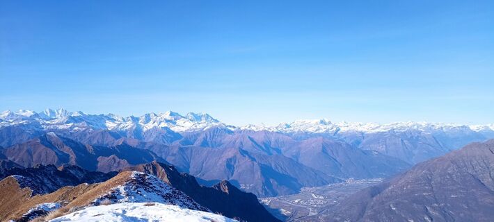 Zdjęcie z Paolo Piralla wzdłuż trasy