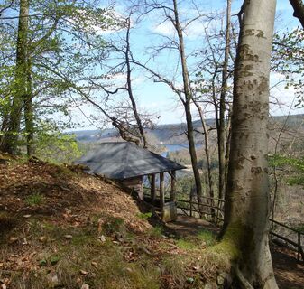 Schutzhütte "Heinrichstein"